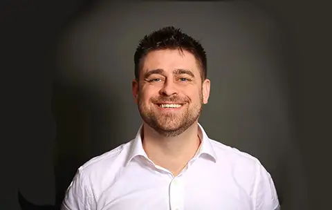 Simon margraves hibiscus plc it manager 1